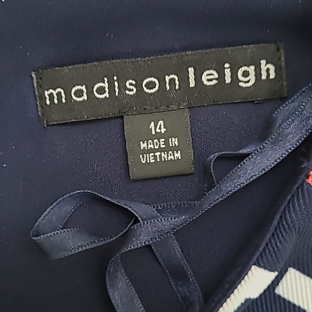 Madison Leigh geometric cap sleeve shift dress - Picture 2 of 5